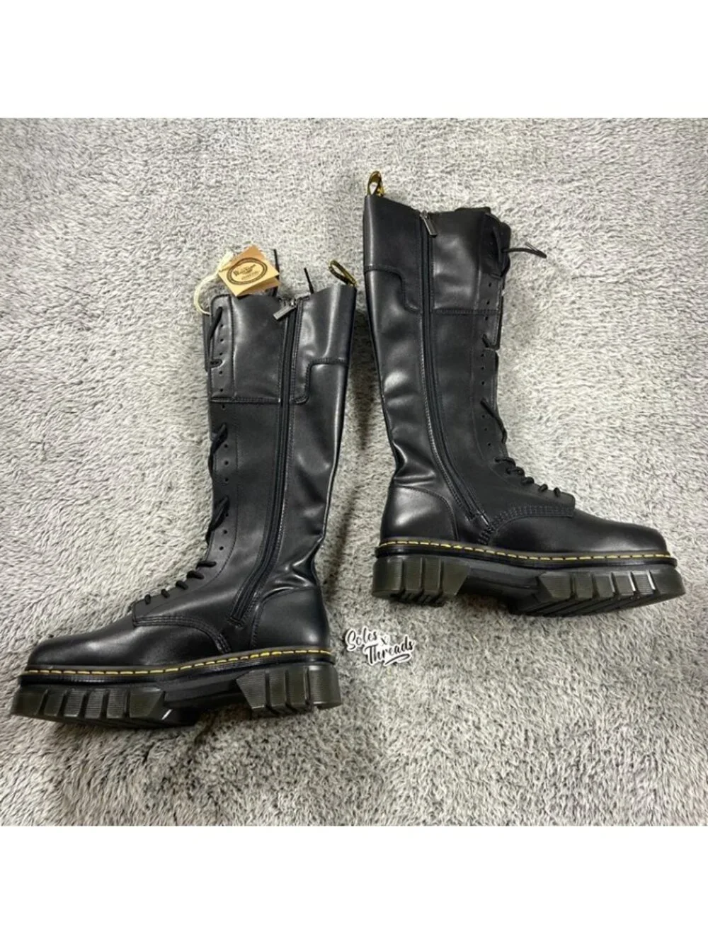 Dr. Martens item dr